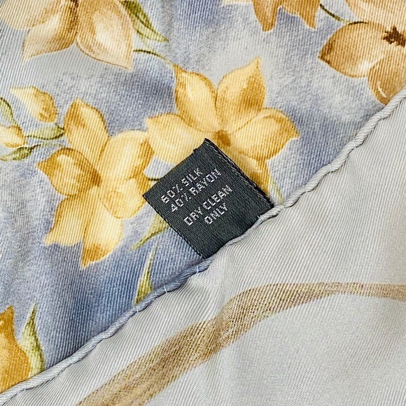 Coach Silk Hanky - Picture 5 of 5